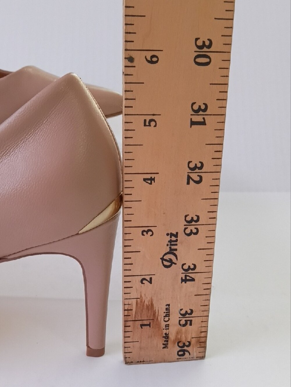 Calvin Klein Kirstin Blush Pointed-Toe Leather Pumps - Picture 9 of 10